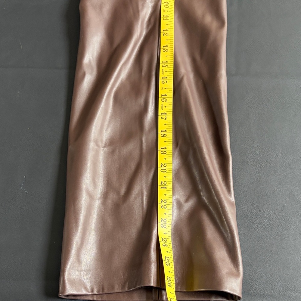 Badgley Mischka NWT Stretch Vegan Leather Straight Leg Pants Brown XS - Picture 10 of 10
